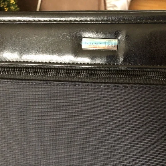 Bugatti briefcase - Picture 2 of 7